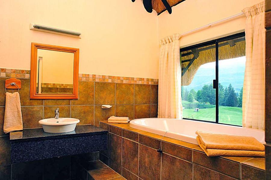 Castleburn Legacy Resort Дракенсберг-Гарден Экстерьер фото